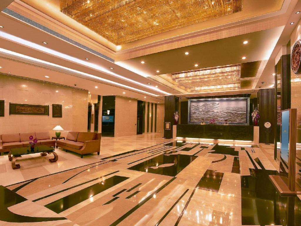 Emperor Hotel Макао Экстерьер фото