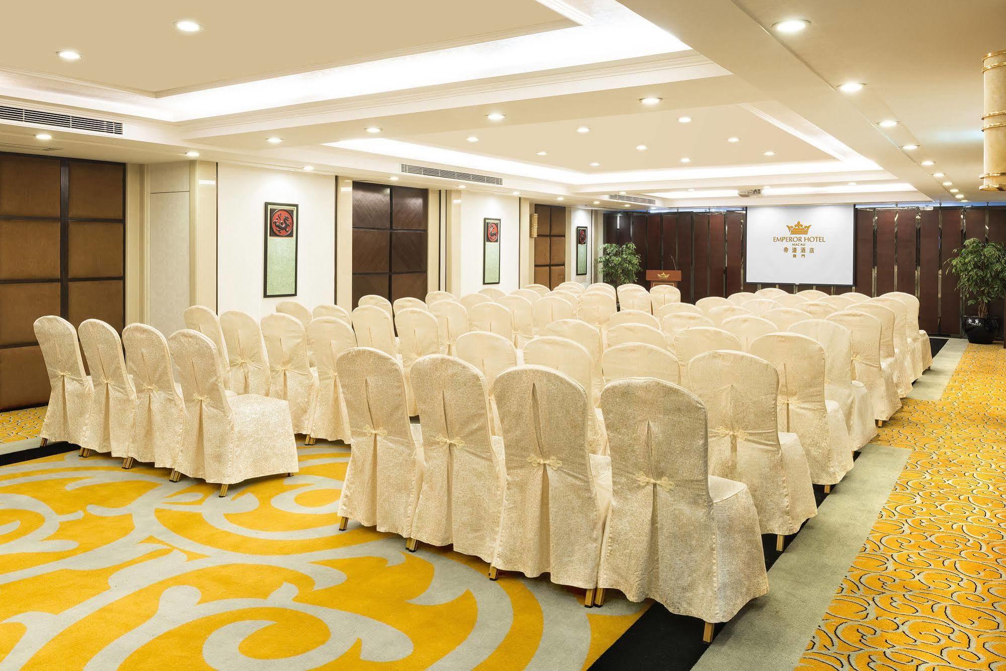 Emperor Hotel Макао Экстерьер фото
