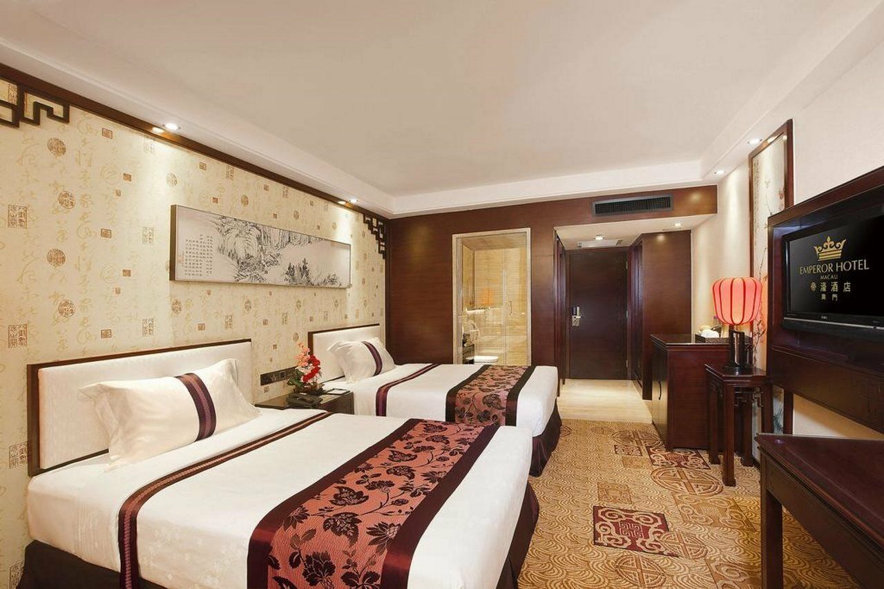 Emperor Hotel Макао Экстерьер фото